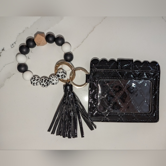 2/$35. Black card holder. Elastic wristlet. Jumbo beads. Brand new. - Picture 3 of 3